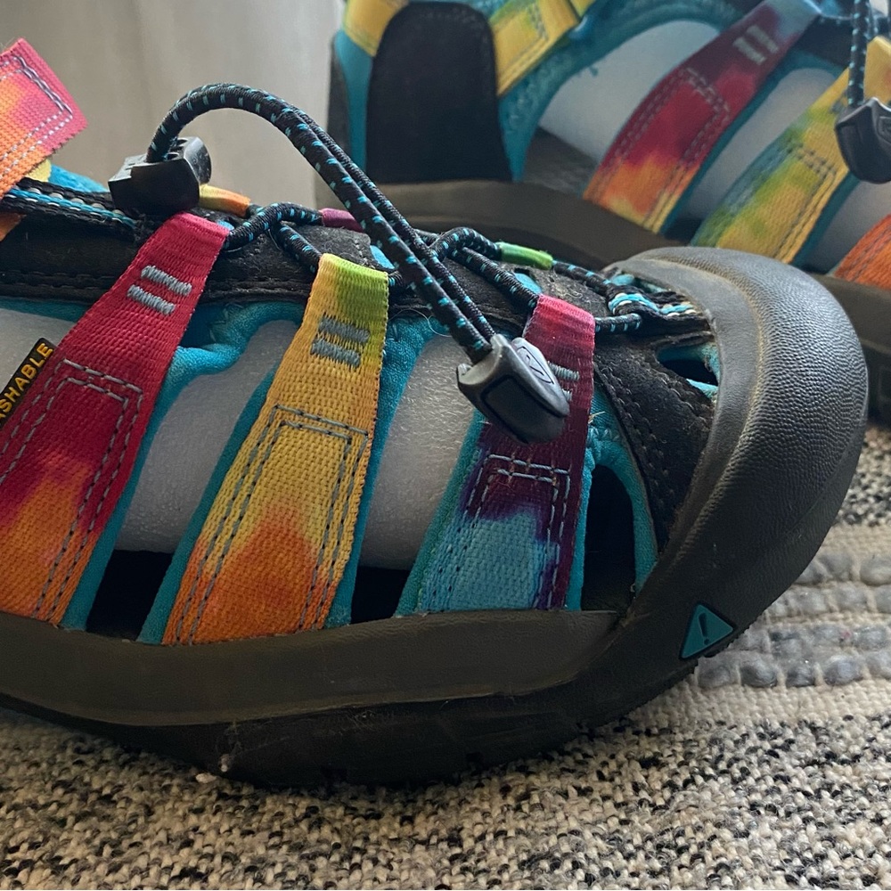 Bright Multicolor Keen Sandals Size Eu 37 US 5 - Picture 15 of 16